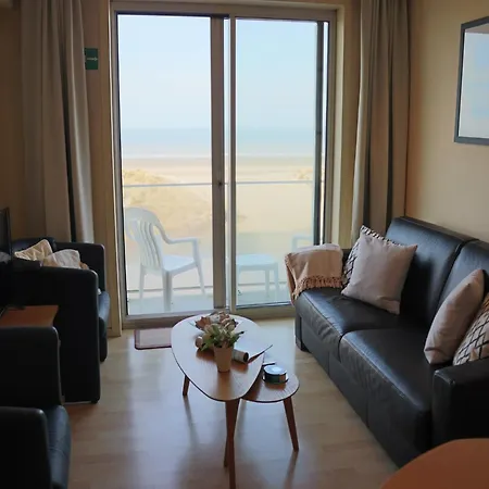 In By The Beach, Cleaning Included * Nieuwpoort